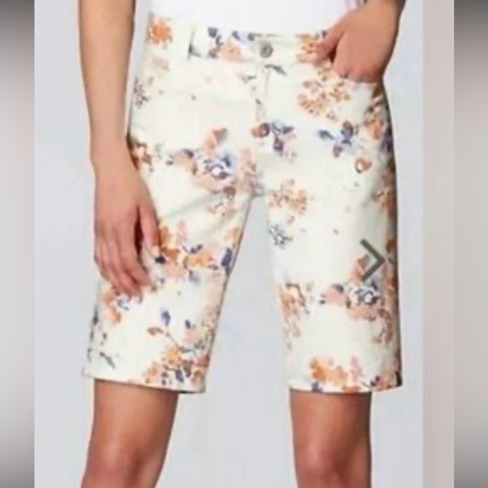 J. Jill Floral Denim Bermuda Shorts Sz 8 Feminine Cottagecore Casual Comfy